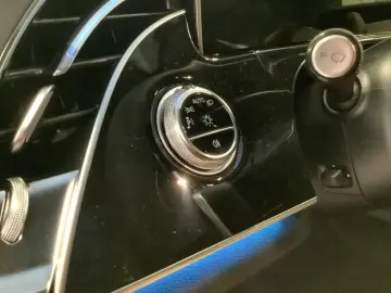 Mercedes-Benz E 200 Limousine AMG NIGHT 19