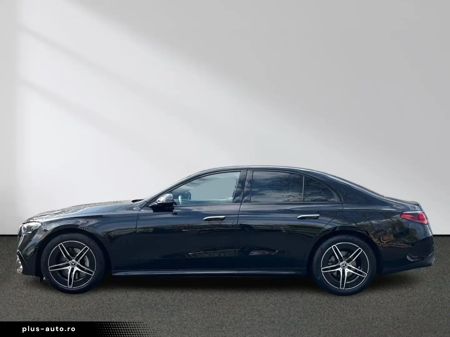 Mercedes-Benz E 220 d AMG Night Burmester Ambiente