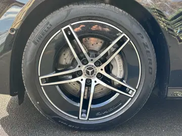 Mercedes-Benz E 220 d AMG Night Burmester Ambiente