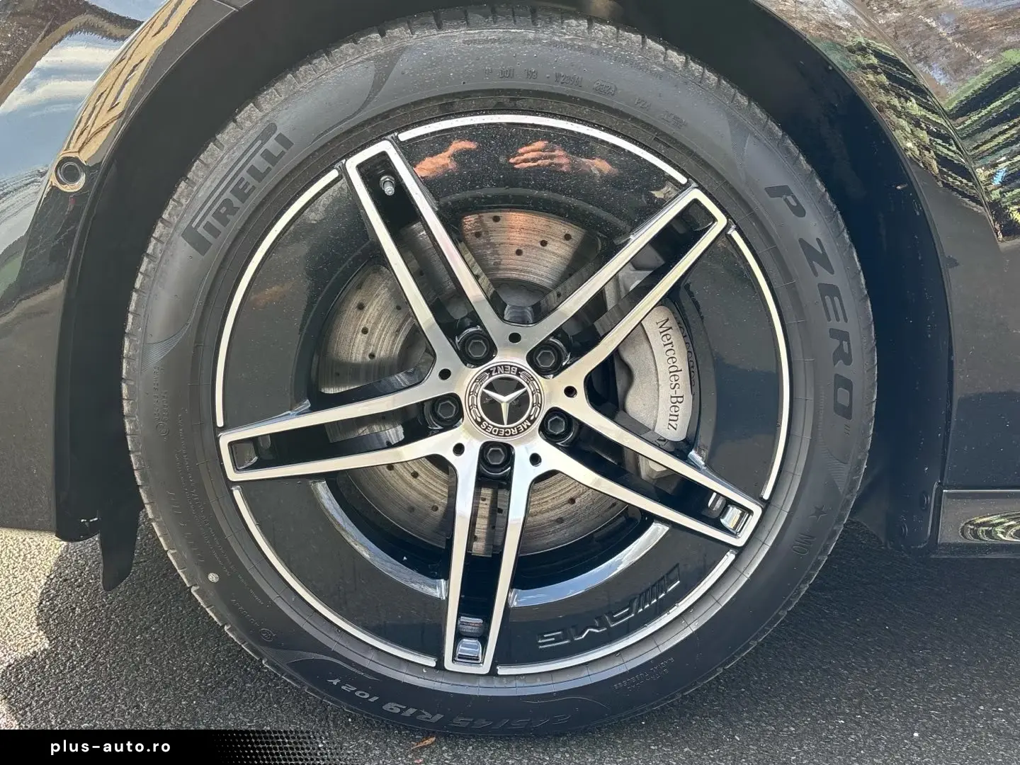 Mercedes-Benz E 220 d AMG Night Burmester Ambiente