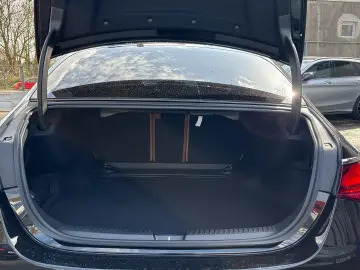 Mercedes-Benz E 220 d AMG Night Burmester Ambiente