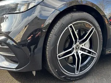 Mercedes-Benz E 220 d AMG Night Burmester Ambiente