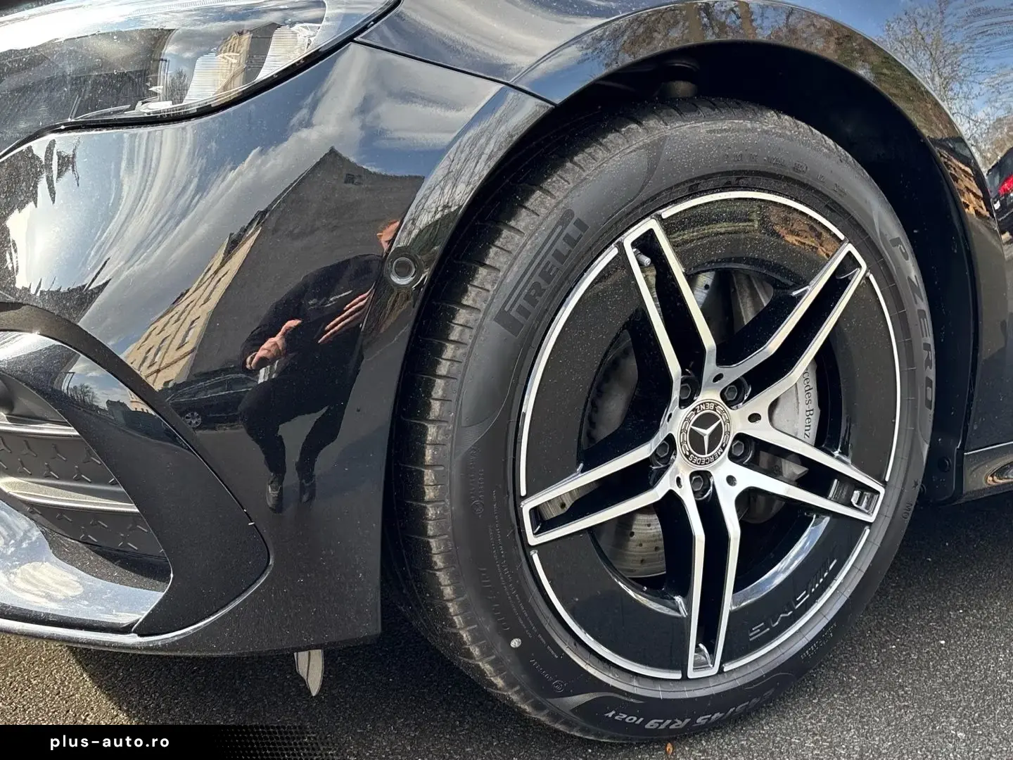 Mercedes-Benz E 220 d AMG Night Burmester Ambiente