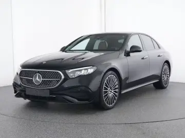 Mercedes-Benz E 300 e  AMG Night Distronic 20'' Kamera