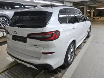 BMW X5 45e xDRIVE SHADOW LSR 22Z. ACC HuD PANO SKY-L