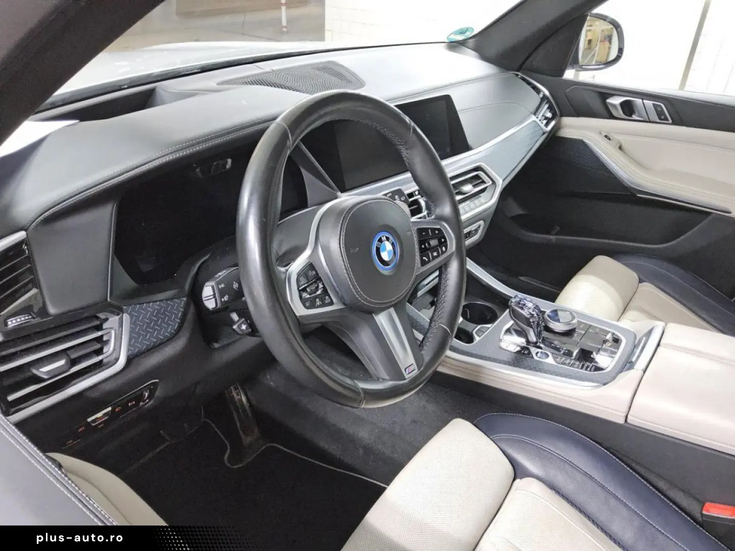 BMW X5 45e xDRIVE SHADOW LSR 22Z. ACC HuD PANO SKY-L