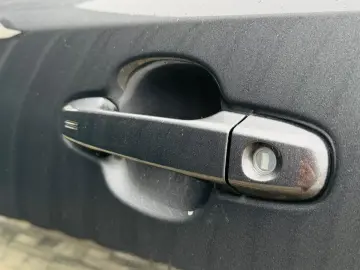 TOYOTA C-HR HYBRID  Fab 01.2018   1.8 HIBRID 98CP   Euro 6