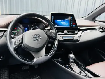 TOYOTA C-HR HYBRID  Fab 01.2018   1.8 HIBRID 98CP   Euro 6