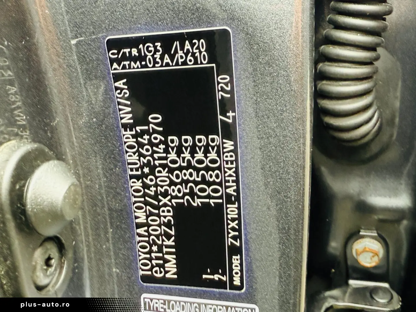 TOYOTA C-HR HYBRID  Fab 01.2018   1.8 HIBRID 98CP   Euro 6