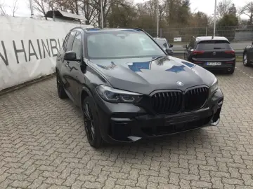 BMW X5 xDrive 40i M Sportpaket HUD Luftfederung Stan