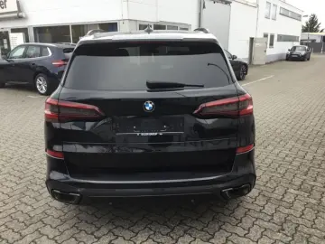 BMW X5 xDrive 40i M Sportpaket HUD Luftfederung Stan