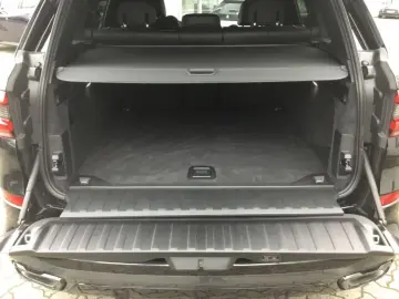 BMW X5 xDrive 40i M Sportpaket HUD Luftfederung Stan