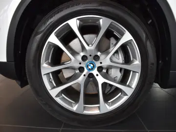 BMW X5 XDRIVE50e SPORT-AUTOMATIC SITZKLIMA HUD AHK