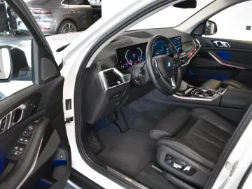 BMW X5 XDRIVE50e SPORT-AUTOMATIC SITZKLIMA HUD AHK