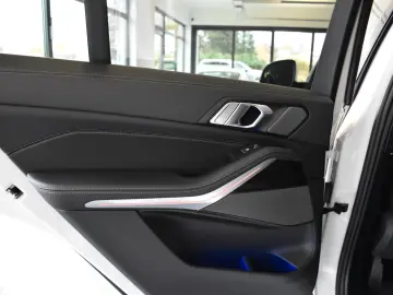 BMW X5 XDRIVE50e SPORT-AUTOMATIC SITZKLIMA HUD AHK