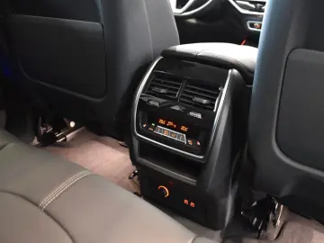 BMW X5 XDRIVE50e SPORT-AUTOMATIC SITZKLIMA HUD AHK