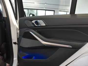 BMW X5 XDRIVE50e SPORT-AUTOMATIC SITZKLIMA HUD AHK