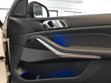 BMW X5 XDRIVE50e SPORT-AUTOMATIC SITZKLIMA HUD AHK