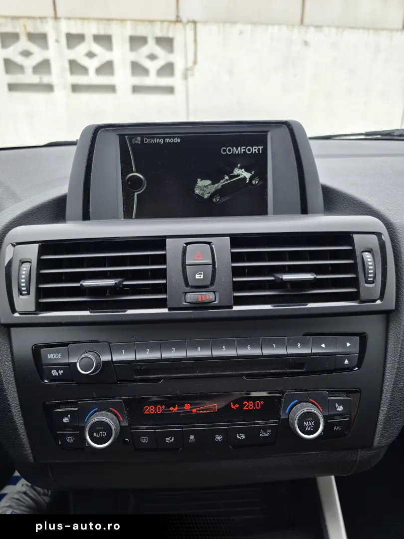 BMW 116i  Bi-Xenon  Euro6  Scaune Incalzite