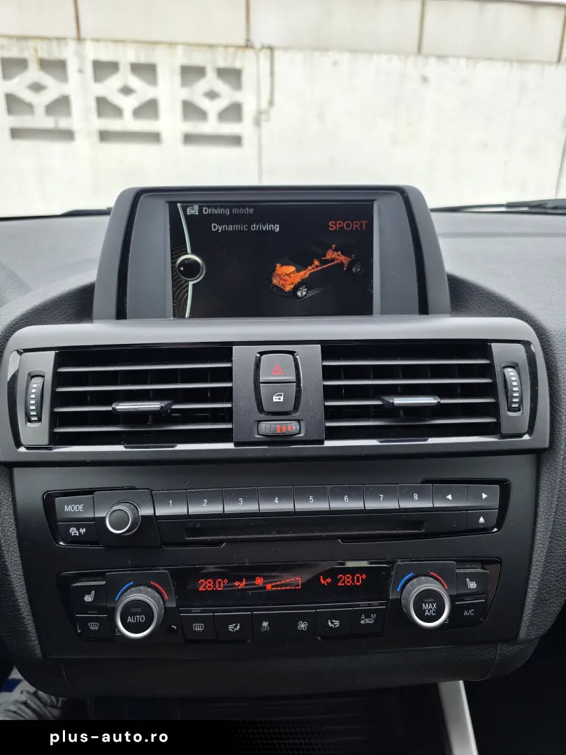 BMW 116i  Bi-Xenon  Euro6  Scaune Incalzite