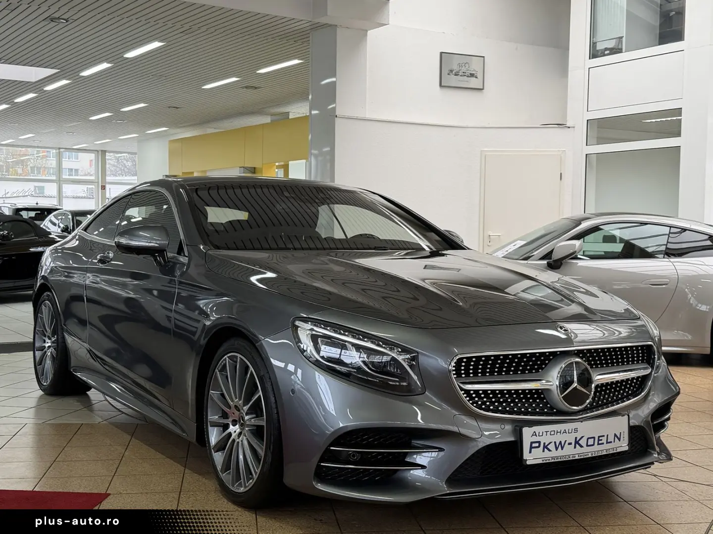 MERCEDES-BENZ S 560 4M AMG-LiNE PANO HuD DISTRO 360  AiR