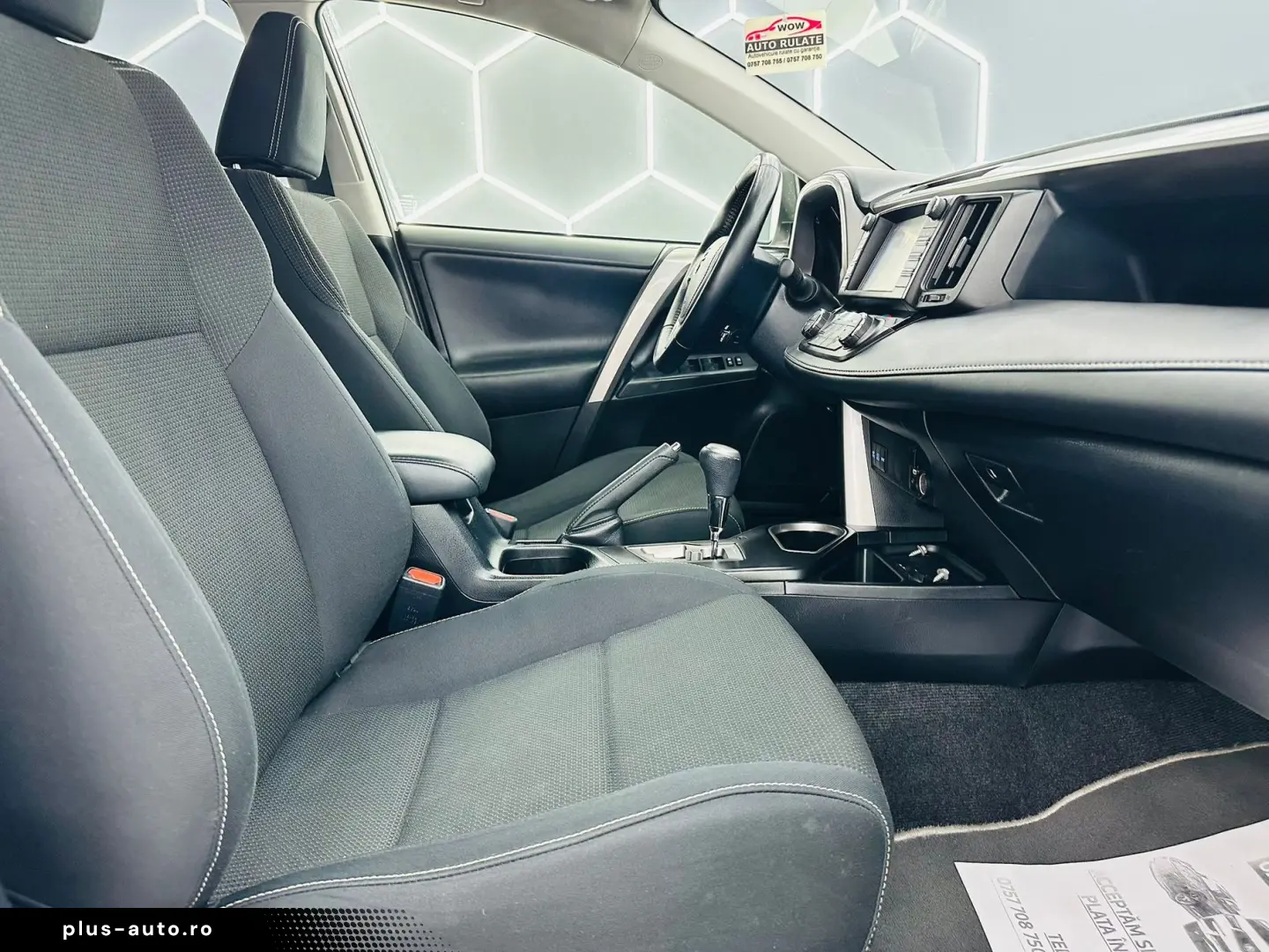 TOYOTA Rav-4 2016 2.5i E6 Hybrid Garantie 12 Luni Rate Avans