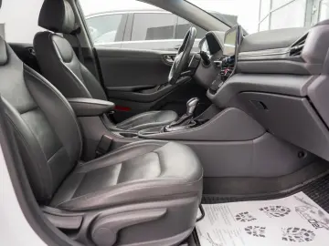 Hyundai Ioniq 1.6 Plug-in Hybrid DCT  Executive