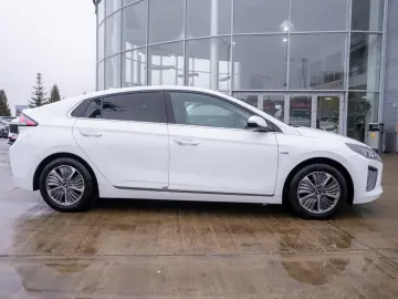 Hyundai Ioniq 1.6 Plug-in Hybrid DCT  Executive