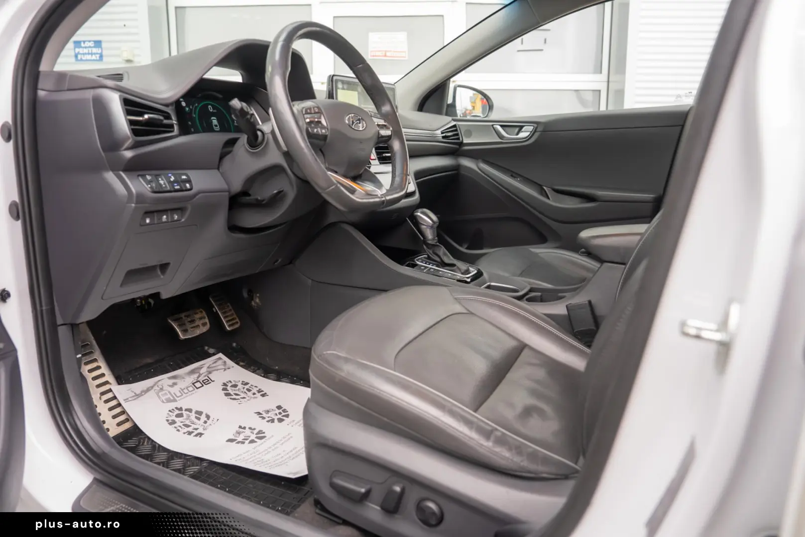 Hyundai Ioniq 1.6 Plug-in Hybrid DCT  Executive