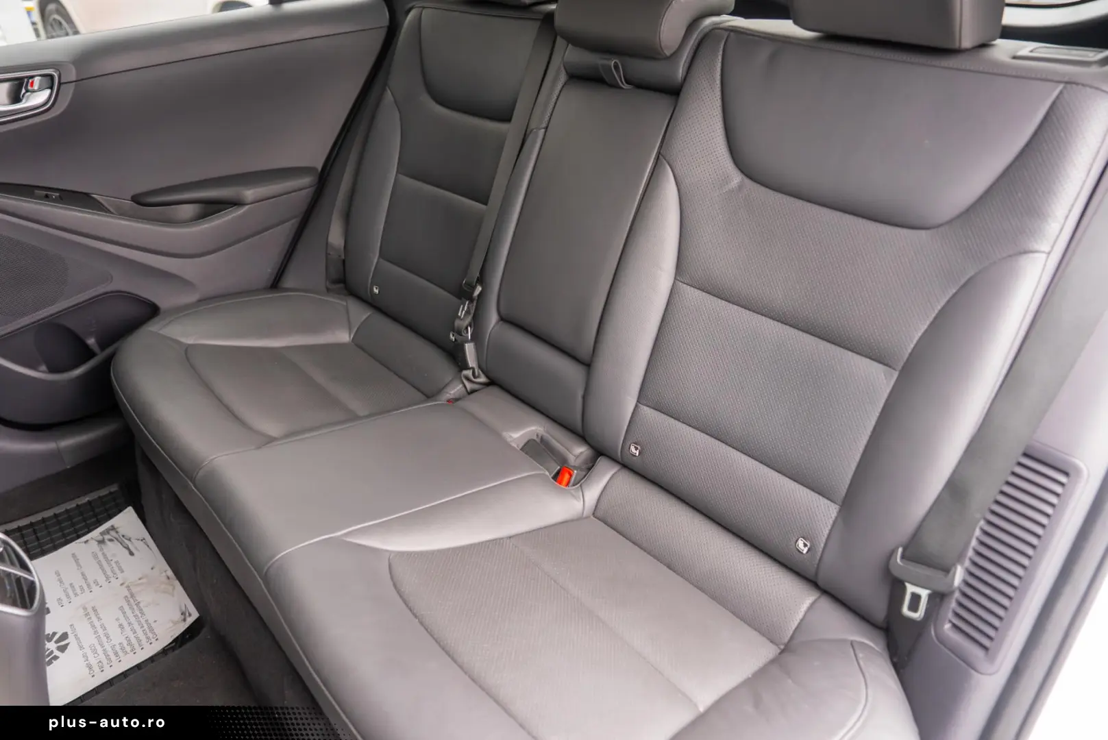 Hyundai Ioniq 1.6 Plug-in Hybrid DCT  Executive