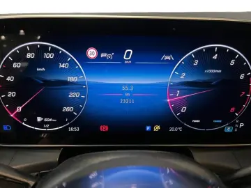 MERCEDES-BENZ GLC 200 4MATIC EditionAvantgarde 360