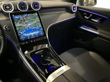 MERCEDES-BENZ GLC 200 4MATIC EditionAvantgarde 360