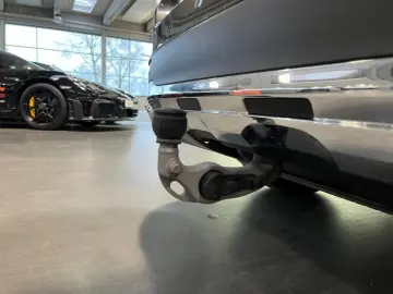 MERCEDES-BENZ GLC 200 4MATIC EditionAvantgarde 360