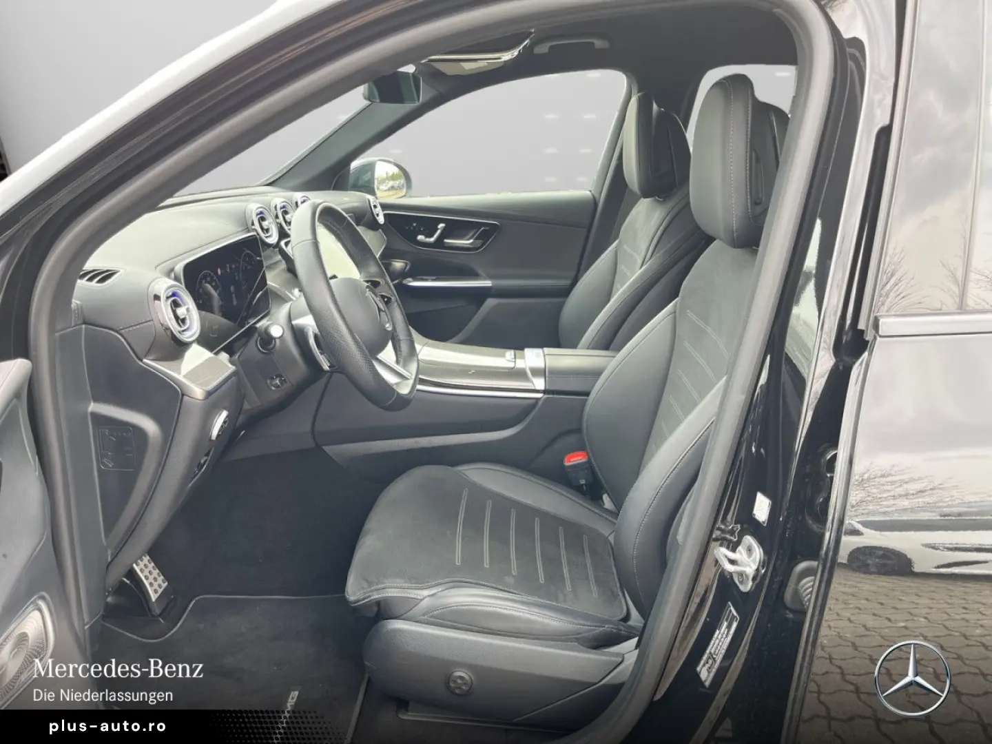 MERCEDES-BENZ GLC220d 4M AMG Burmester 360 Keyless
