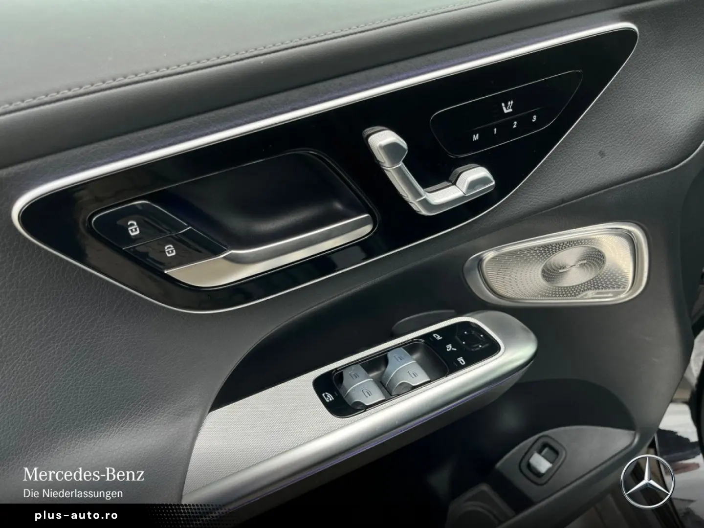 MERCEDES-BENZ GLC220d 4M AMG Burmester 360 Keyless