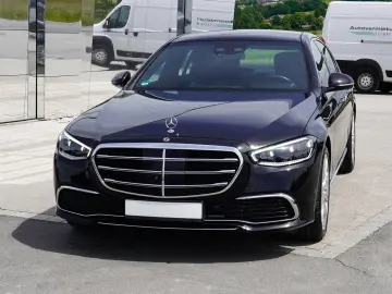 MERCEDES-BENZ S 350 d 4MATIC Augmented Reality Digital