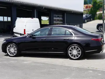 MERCEDES-BENZ S 350 d 4MATIC Augmented Reality Digital