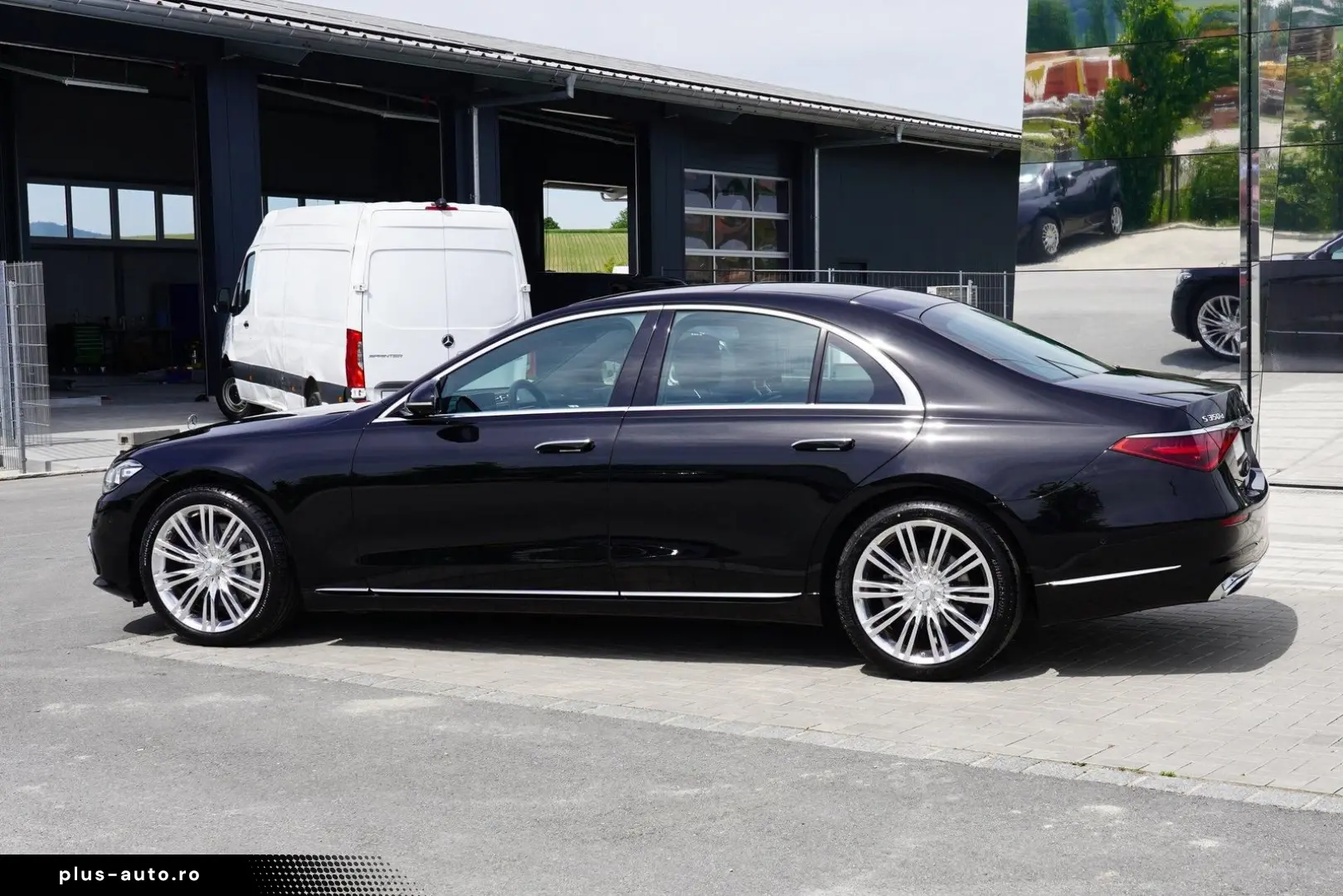 MERCEDES-BENZ S 350 d 4MATIC Augmented Reality Digital