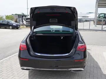 MERCEDES-BENZ S 350 d 4MATIC Augmented Reality Digital