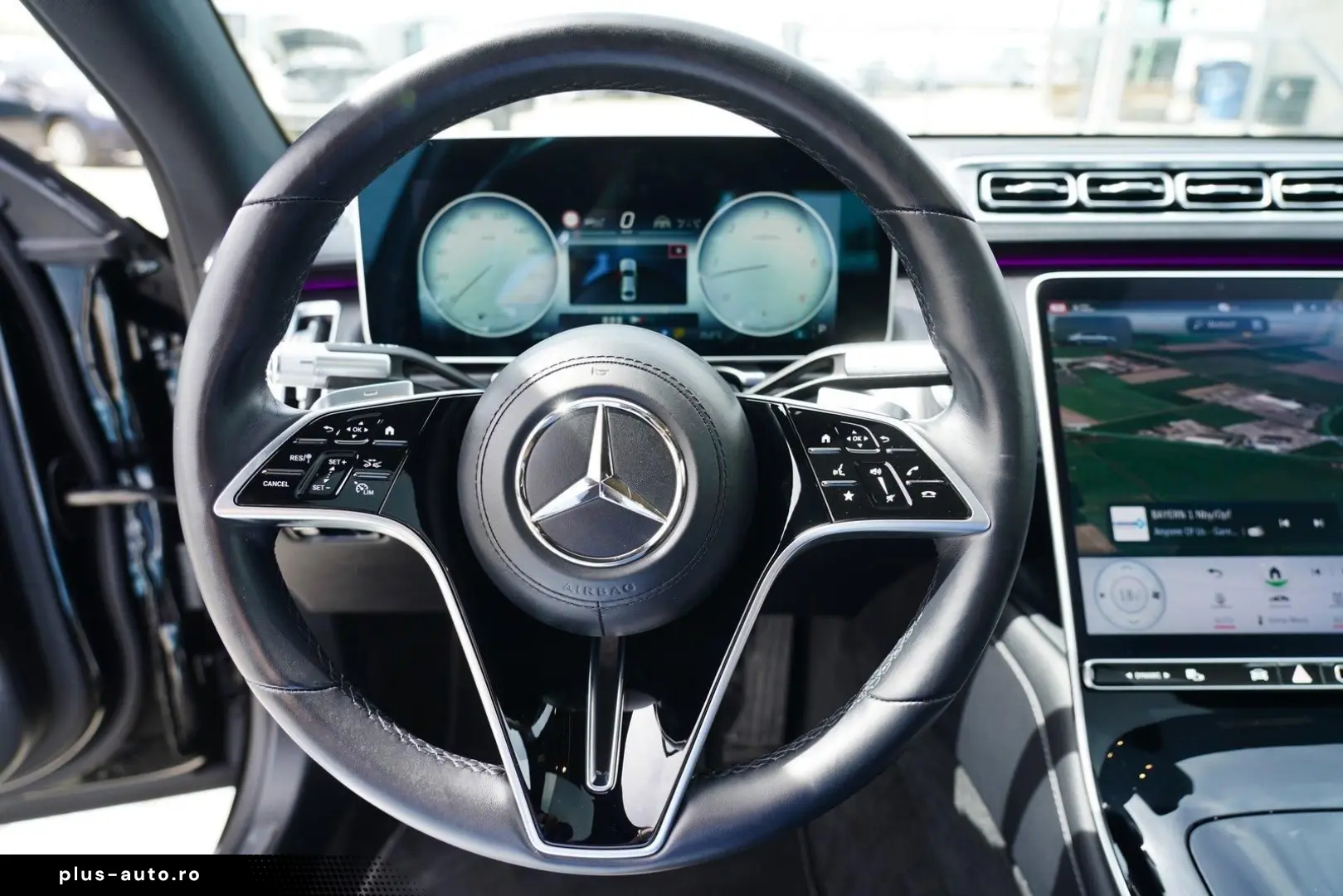 MERCEDES-BENZ S 350 d 4MATIC Augmented Reality Digital