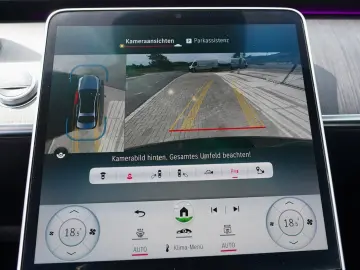 MERCEDES-BENZ S 350 d 4MATIC Augmented Reality Digital