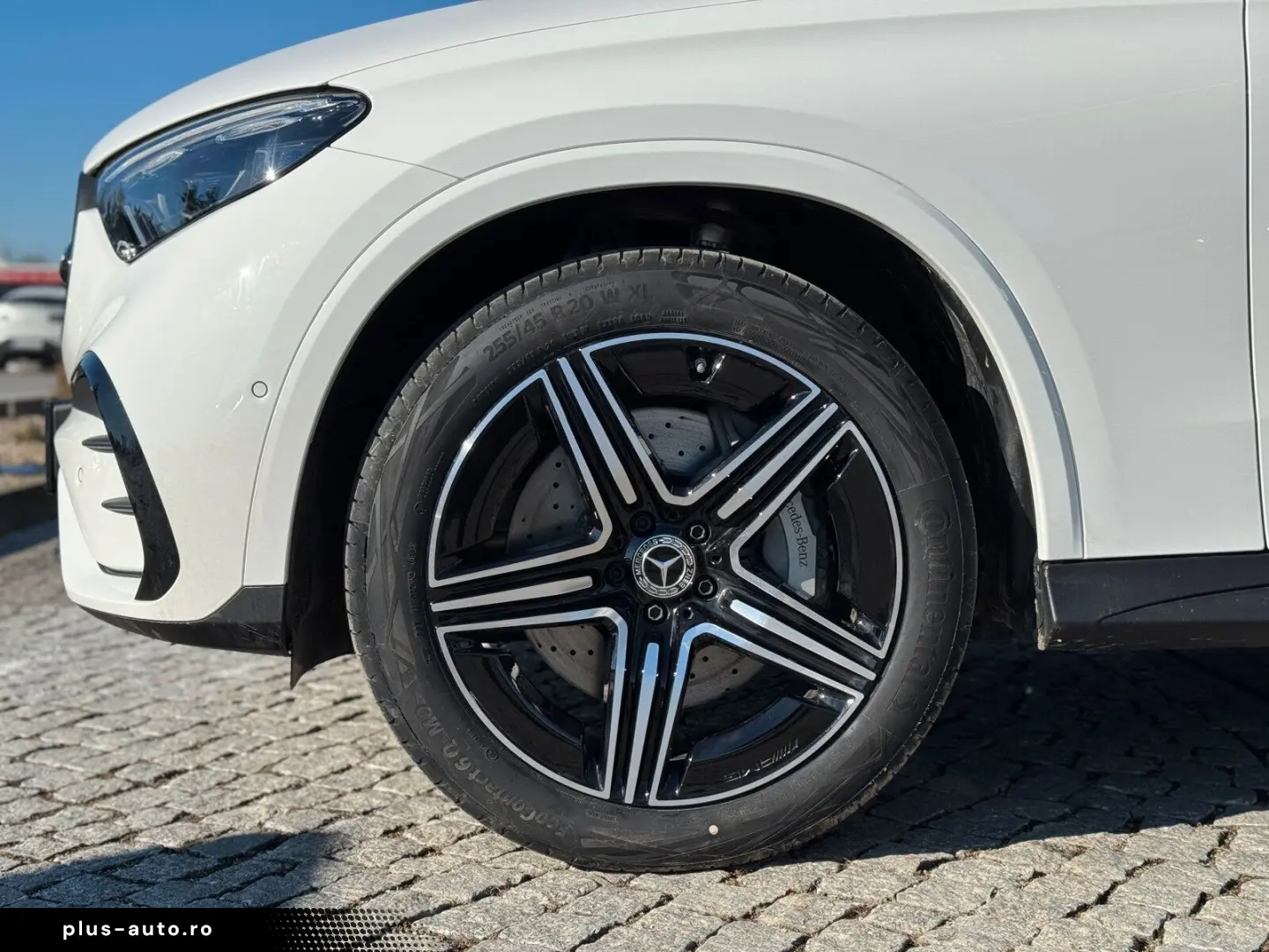 MERCEDES-BENZ GLC 220 d 4M AMG Night 360