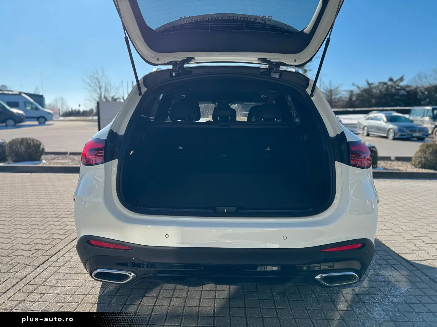 MERCEDES-BENZ GLC 220 d 4M AMG Night 360