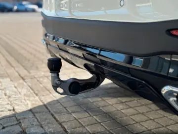 MERCEDES-BENZ GLC 220 d 4M AMG Night 360