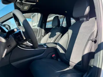 MERCEDES-BENZ GLC 220 d 4M AMG Night 360