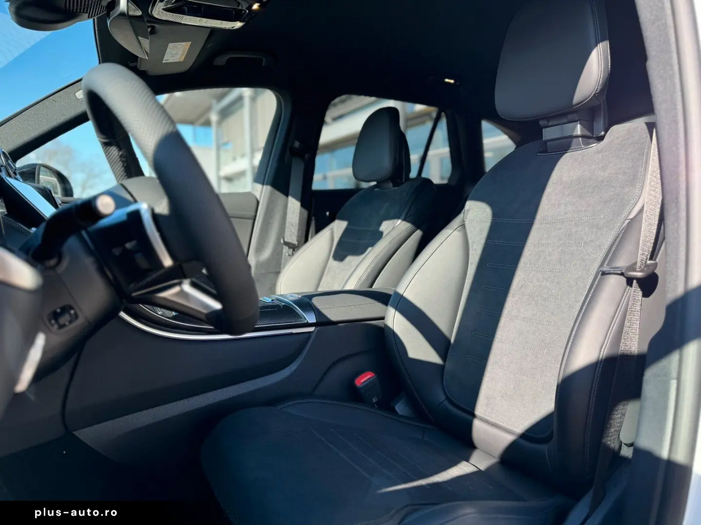 MERCEDES-BENZ GLC 220 d 4M AMG Night 360