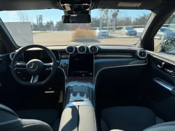 MERCEDES-BENZ GLC 220 d 4M AMG Night 360