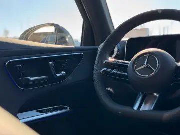 MERCEDES-BENZ GLC 220 d 4M AMG Night 360