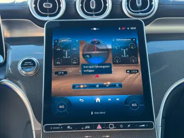 MERCEDES-BENZ GLC 220 d 4M AMG Night 360