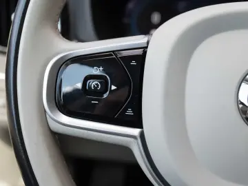 Volvo XC 60 B4 AWD Inscription